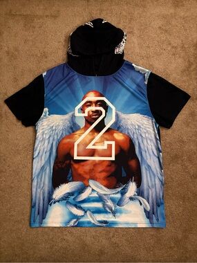 Tupac Hoodie Men's 2XL All Over Print Short Sleeve Maxi Milian Rapper Rap